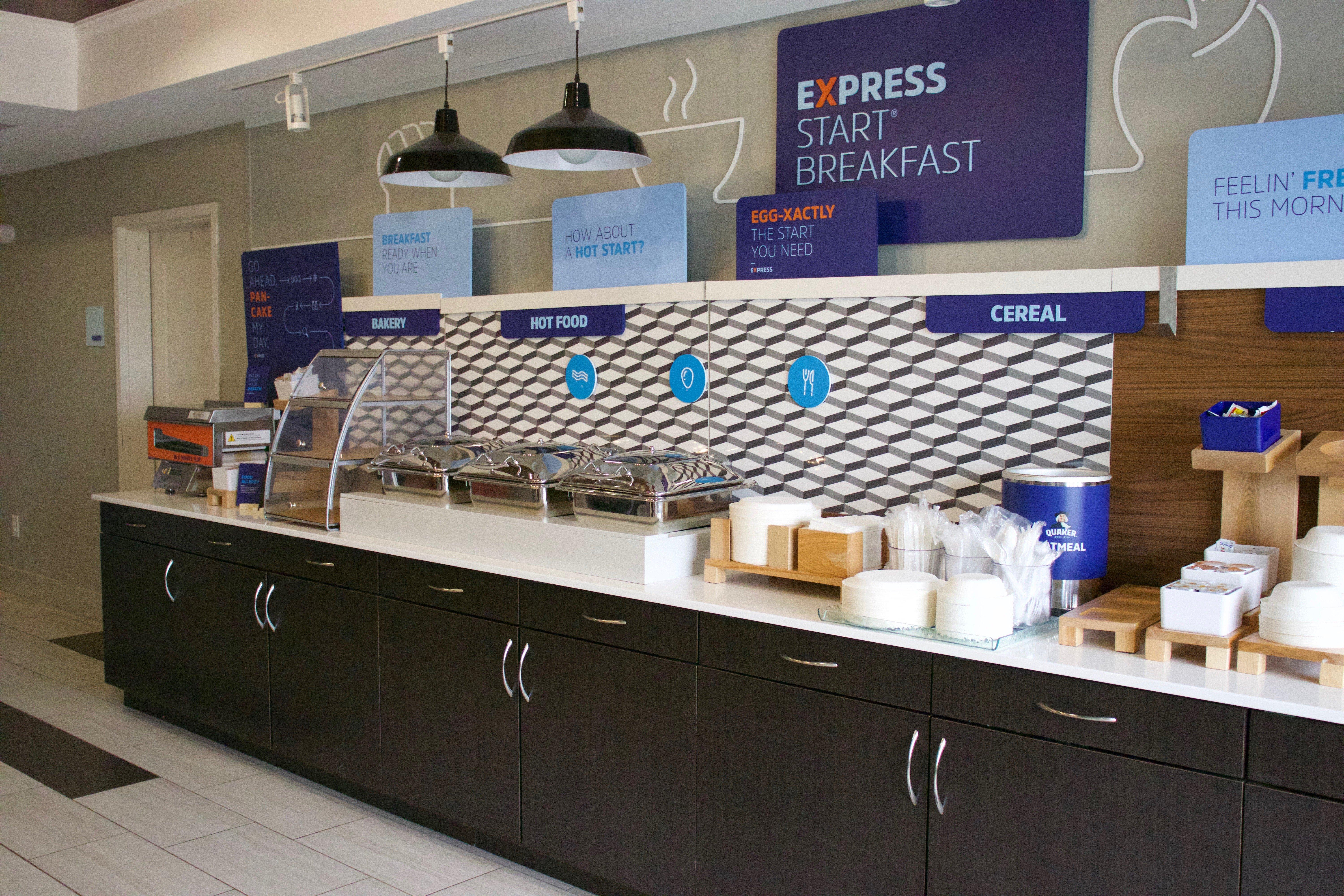 Holiday Inn Express Hotel & Suites Crawfordsville By Ihg Екстер'єр фото