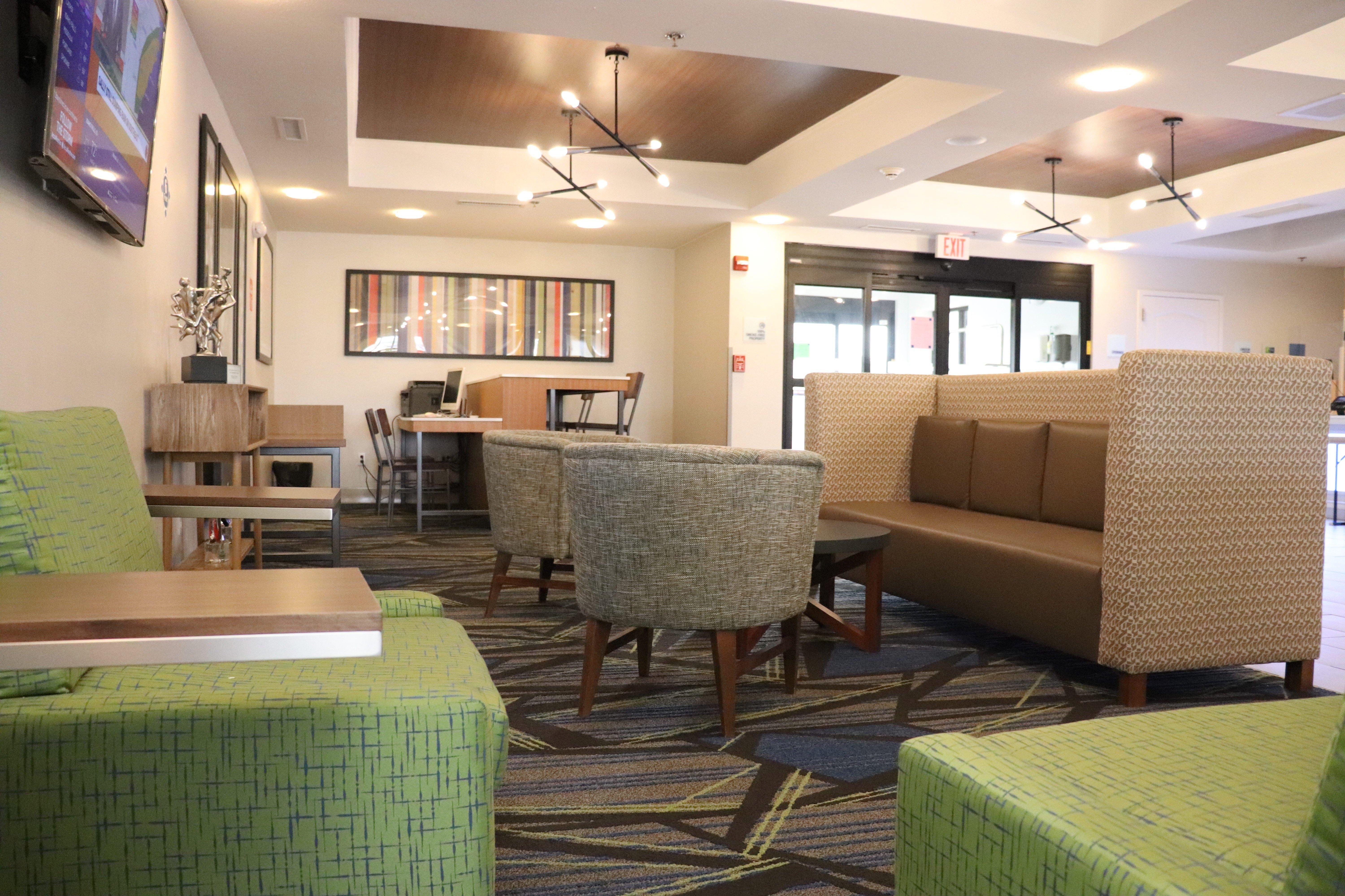 Holiday Inn Express Hotel & Suites Crawfordsville By Ihg Екстер'єр фото